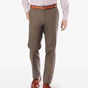 DOCKERS STRAIGHT FIT KHAKIS